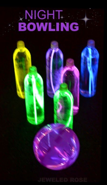 Night Bowling, Outdoor Games Adults, Kids Summer Bucket List, Glow Stick Party, Diy Yard Games, Bowling Outfit, Summertime Crafts, Family Fun Night, Backyard Camping