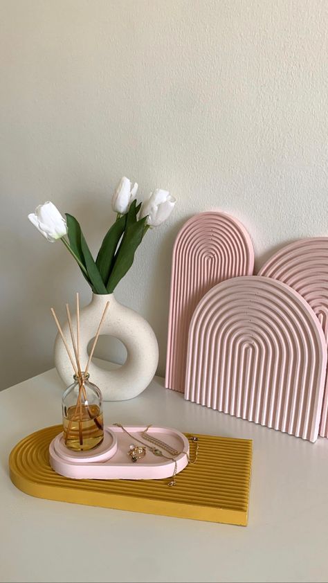 Pinterest Room Decor, Girly Room, Breakfast Dinner, Cute Bedroom Decor, Cozy Room Decor, Room Makeover Bedroom, Kitchen Home Decor, Room Makeover Inspiration, Cute Room Decor