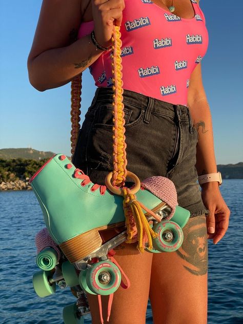 Skate Leash Roller Skate Accesories Quad Skate Strap Skate | Etsy Hairstyles Alt, Roller Skate Leash, Roller Skates Fashion, Skate Leash, Roller Quad, Skate Outfit, Roller Workout, Roller Skating Rink, Skate Accessories