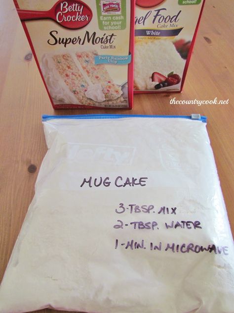 3-2-1 Cake    Mix 1 box cake mix and 1 box angel food cake mix.  Keep in pantry.    To make individual serving, combine 3 T. mix, 2 T. water, 1 minute in microwave.    Top with cool whip or frosting. 321 Cake, Angel Food Cake Mix, Microwave Mug Recipes, Angel Food Cake Mix Recipes, Mug Cake Microwave, The Country Cook, Mug Recipes, Angel Cake, Microwave Cooking