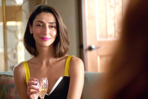 Necar Zadegan, Guide To Divorce, Girlfriends Guide To Divorce, Bravo Tv, Go To Movies, The Girlfriends, Shop The Look, Cocktail Hour, Full Episodes