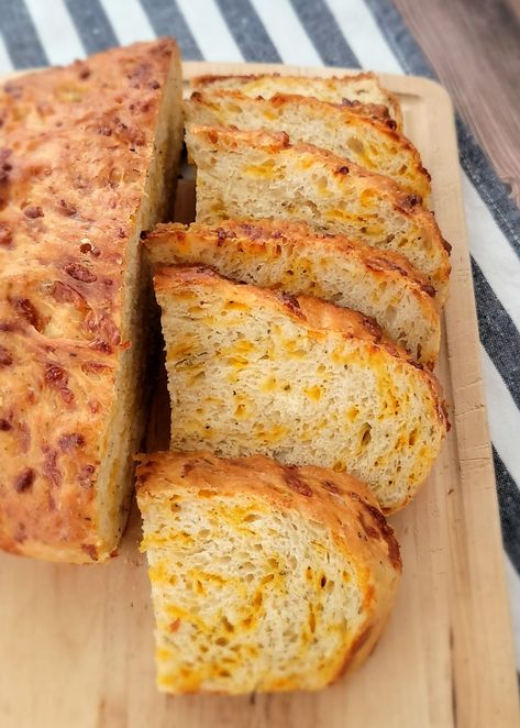 No Knead Cheese and Herb Bread Cheese And Herb Bread, Maple Butter Recipe, Rustic Loaf, Crockpot Pork Roast, Peasant Bread, Knead Bread Recipe, Seafood Menu, Cinnamon Raisin Bread, Herb Bread