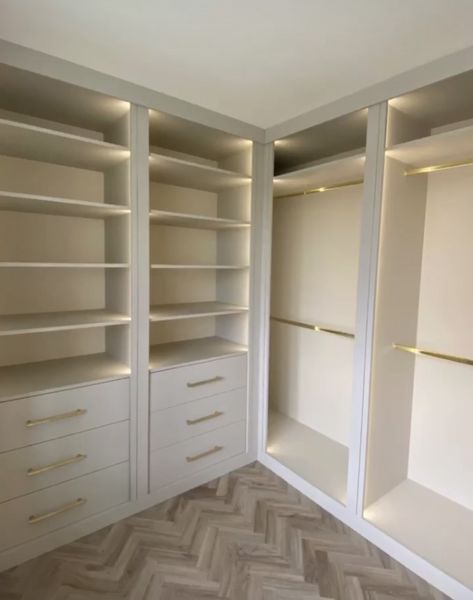 Built In Wardrobe Shelves, Shelves For Wardrobe, Wardrobe Design Built In, Walk In Closet With Built Ins, Shelves In Bedroom Closet, Closet With Built In Shelves, Built In Dressing Room, Ikea Walk In Closet Ideas Small Spaces, Built In Wardrobe With Shelves