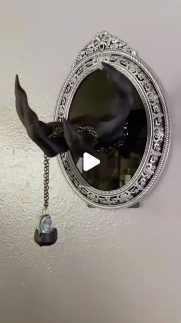 Gothic Home & Garden on Instagram: "Witch hand and “black mirror” Do-It-Yourself tutorial video by @linus_and_co reposted with permission. Her profile has her shop and more ideas. We are not affiliated." Gothic Hand Mirror, Hand Mirror Decorating Ideas, Halloween Mirror Diy, Halloween Craft Treats, Halloween Mirror, Witch Hands, Gothic Home, Fall Halloween Crafts, Halloween Diy Crafts