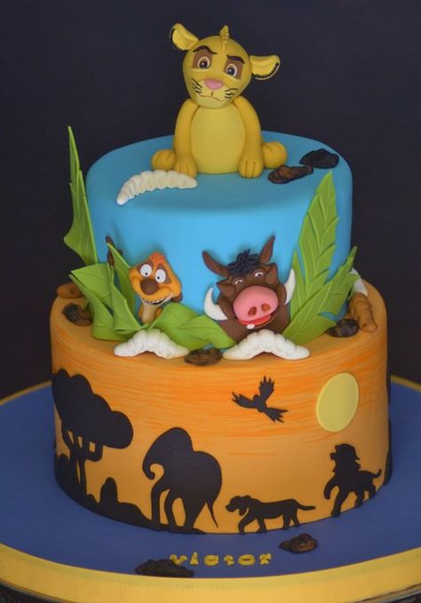 Hakuna Matata! - by MonikaCupcakes @ CakesDecor.com - cake decorating website Simba Family, Lion Guard Cake, Lion Guard Birthday Party, Lion Birthday Cake, Lion King Cake, Lion King Birthday Party Ideas, Lion Guard Birthday, King Cakes, Interesting Cakes