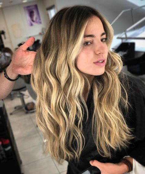 Golden Blonde Hair Color, Root Smudge, Golden Blonde Hair, Business Outfits Women, Golden Blonde, Good Hair Day, Good Hair, Aesthetic Hair, Blonde Hair Color