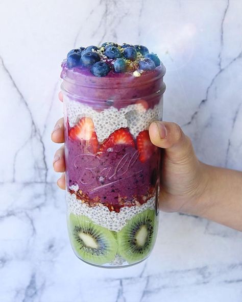 Chia Delight: 30 Easy Chia Seed Recipes For Morning, Noon & Night - Eluxe Magazine Easy Chia Seed Recipes, Loaded Bowls, Parfait Ideas, Turmeric Energy Balls, Chia Seed Bars, Chia Pudding Parfait, Coconut Chia Seed, Chia Seed Coconut Milk, Chia Seed Jam