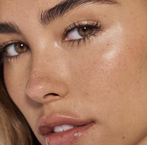 Madison Beer Photoshoot, Madison Beer Makeup, Beer Drawing, Nose Fillers, Rhinoplasty Nose Jobs, Madison Beer Style, Job Inspiration, Perfect Nose, Nose Job