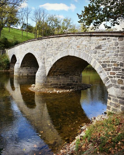 #AntietamNationalPark Cobblestone Bridge, Stone Bridges, Bridges Over Creeks, Pictures Of Bridges, Old Stone Bridge, Bridge Over River, Old Bridges, Famous Bridges, Stone Bridge