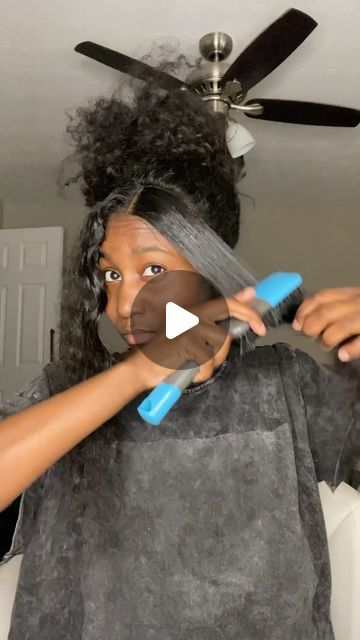 Afeni on Instagram: "Another Hair Tutorial…. Super Cute & Easy Natural Style
#hairtutorial #blackgirlhairstyles #grwm" Hairstyle Ideas Wavy Hair, Natural Hairstyles For Picture Day, Long Curly Hair Styles Easy, Easy Hairstyles Wavy Hair, Trendy Hairstyles Curly Hair, Half Up Half Down Hair Curly, How To Style Straight Hair, Quick And Easy Curly Hairstyles