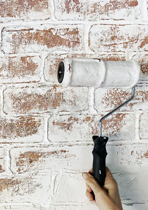 We’ve seen our fair share of ugly walls to know there are a multitude of interiors that could use a little DIY faux brick finish. C’mon, you KNOW you’ve seen… The post Lickety-Split DIY Faux Brick (Looks Just Like the Real Deal!) appeared first on Iron Orchid Designs. Faux Brick Accent Wall, Diy Faux Brick Wall, Faux Brick Backsplash, Fake Brick, Distressed Decor, Brick Accent Walls, Brick Accent Wall, Brick Fireplace Makeover, White Wash Brick