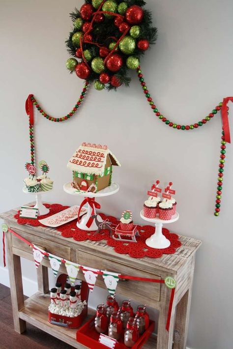 Happy Christmas | CatchMyParty.com Mickey Christmas Party, Christmas Party Table Decor, Simple Sweet Treats, Treats Table, Christmas Party Ideas For Teens, Christmas Dessert Table, Holiday Party Ideas, Adult Christmas Party, Christmas Holiday Photos