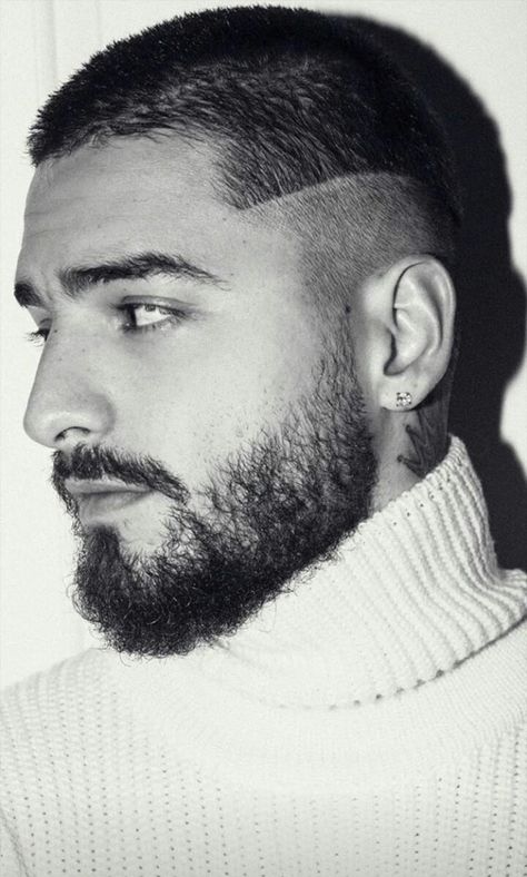 Maluma Haircut, Man Bun Beard, Alt Men, Barber Haircuts, Ginger Beard, Beard Tattoo, Celebrity Travel, Crew Cuts, Mullet Hairstyle