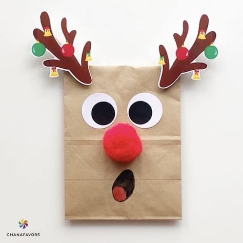 Reindeer Gift Bags Brown Paper, Reindeer Bags Brown Paper, Reindeer Gift Bags, Easy Christmas Presents, Diy Reindeer, Class Crafts, Reindeer Horns, Wrapping Inspiration, Christmas Treat Bags