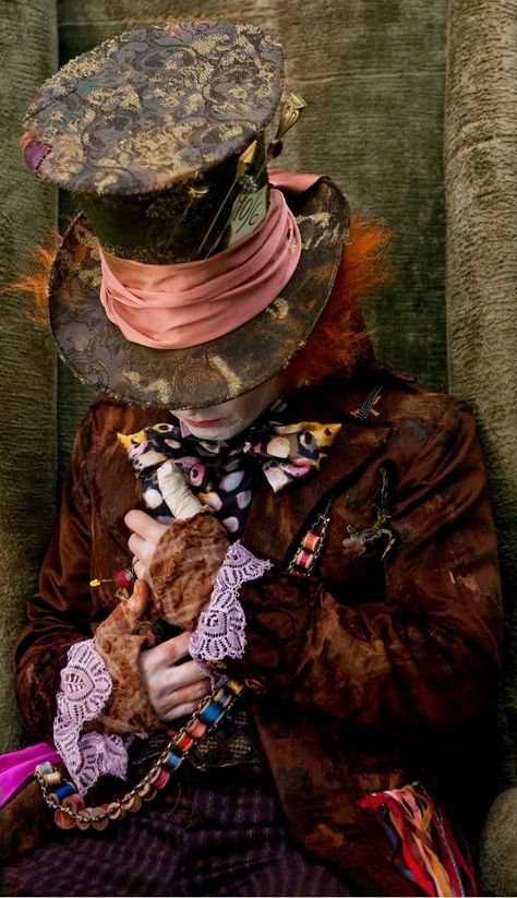 Mad Hatter Disney, Johnny Depp Mad Hatter, Mad Hatter Cosplay, جوني ديب, Mad Hatter Costume, Alice In Wonderland Aesthetic, Alice In Wonderland Costume, Wonderland Costumes, Mad Hatters