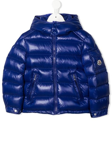 Discover great products at the best prices at Dealmoon. padded logo-patch jacket. Luxury Sportswear, Puff Jacket, Moncler Jacket, Active Outfits, Kenzo Kids, Blue Feather, Patches Jacket, Streetwear Fashion Women, Azul Royal