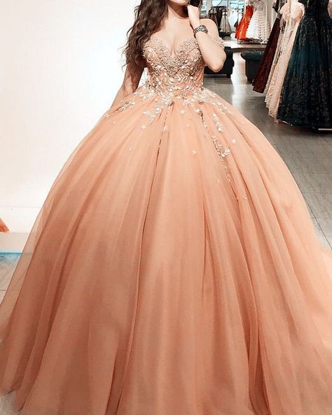 Orange Quinceanera Dresses, Tulle Quinceanera Dresses, 15 Birthday Dresses, Quincenera Dresses, Color Durazno, Quinceañera Dresses, Prom Dresses Off The Shoulder, Ivory Bridesmaid Dresses, Colored Wedding Dress