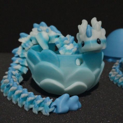 3D printed Dragon Disney 3d Printing Ideas, 3d Printed Dragon, 3d Printing Ideas Creative, 3d Printing Ideas, 3d Dragon, Beautiful Dragon, Tiktok Shop, Green Bottom, White Dragon