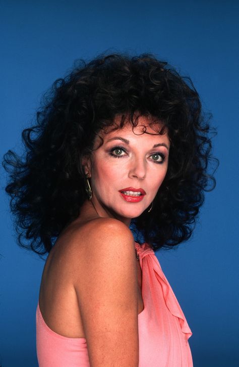 Joan Collins Style, Joan Collins 80s, Joan And Jackie Collins, Joan Collins Glamour, Joan Collins In The Stud, Jackie Collins, Dame Joan Collins, Skin Diseases, Her Cut