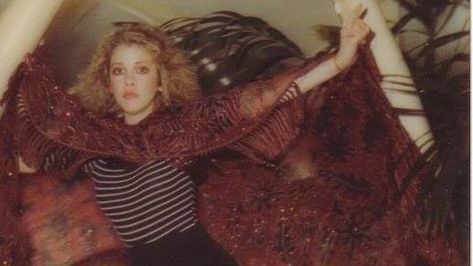 Buckingham Nicks, Stevie Nicks Style, Stephanie Lynn, Ancient Queen, Rock Queen, Stevie Nicks Fleetwood Mac, Friday Quotes, Ballet Photos, Witchy Woman