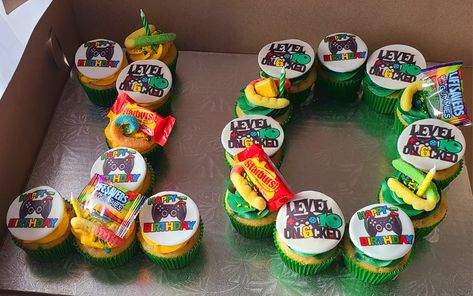 Number 10 cupcakes. Gamers cupcakes, candy cupcakes Gamer Cupcake Cake, Number 10 Cupcakes, Gamer Cupcakes Birthday, 10 Cupcake Cake Number, Number 10 Cupcake Cake, Gamer Cupcakes, Birthday Cupcakes Boy, Candy Cupcakes, Candy Cupcake