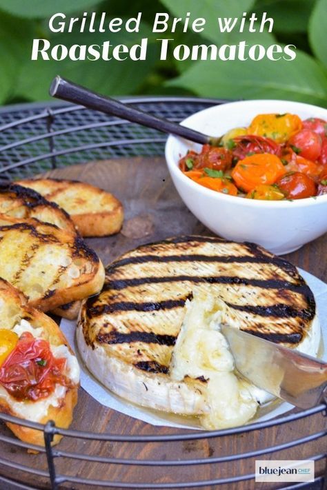 Grilled Brie, Blue Jean Chef, Roasted Cherry, Roasted Cherry Tomatoes, Läcker Mat, Summer Bbq, Roasted Tomatoes, Grilled Cheese, Finger Food