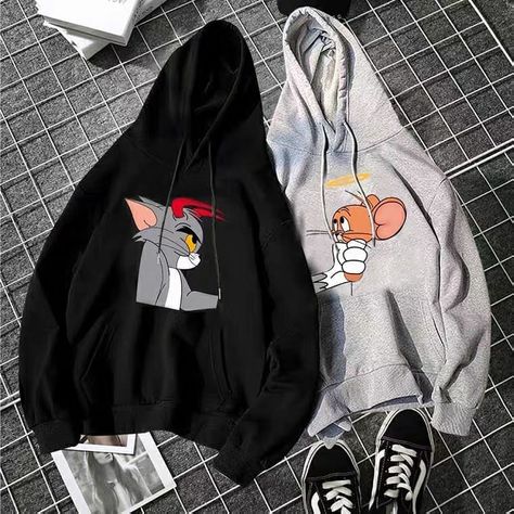 Matching Hoodies For Couples, Mode Kimono, Matching Hoodies, Smink Inspiration, Stylish Hoodies, Trendy Hoodies, Fashion Top Outfits, Tom Jerry, Kawaii Fashion Outfits