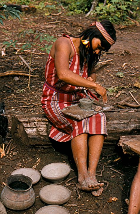 ceramica shuar Imagenes Mary Kay, Central American, Indigenous Culture, Indian History, First Humans, South American, North West, Ecuador, South America