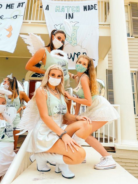 Match Made In Heaven Bid Day, Bid Day Themes Sorority, Sorority Bid Day Themes, Chi Omega Recruitment, Sorority Recruitment Themes, Sorority Pictures, Sorority Poses, Sorority Themes, Sorority Rush