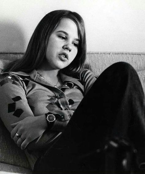 Linda Blair, Drew Barrymore, Cutie Pie, Celebrity Pictures, Long Hair, Cool Photos, 1970s, Lily, Pie