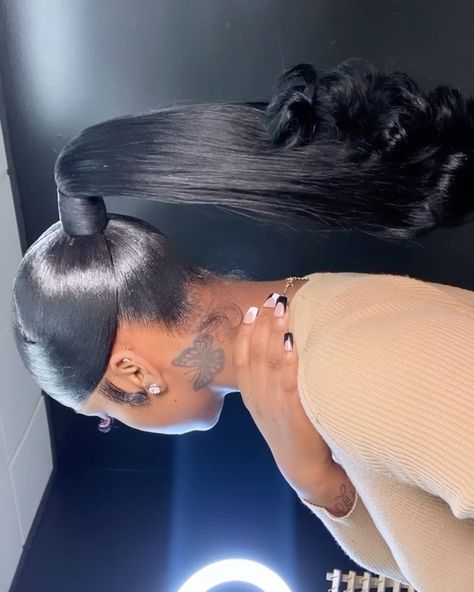 December Books, Valentines Hairstyles, Barbie Ponytail, Weave Ponytail Hairstyles, Sleek Ponytail Hairstyles, Cute Ponytails, Black Ponytail Hairstyles, Side Ponytail, Quick Weave Hairstyles