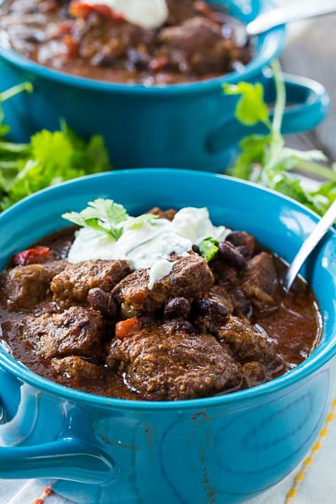 Slow Cooker Brisket Chili | Spicy Southern Kitchen Chili Recipe Slow Cooker, Brisket Chili Recipe, Chili Beef, Slow Cooker Brisket, Recipe Slow Cooker, Brisket Chili, Brisket Recipes, Slow Cooked Meals, Crock Pot Cooking