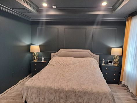 Benjamin Moore Salamander Bedrooms, Salamander Benjamin Moore, Green Bedroom Dark, Dark Green Ceiling, Benjamin Moore Salamander, Bedroom Dark Green, Dark Green Bedroom, Moody Room, Green Ceiling