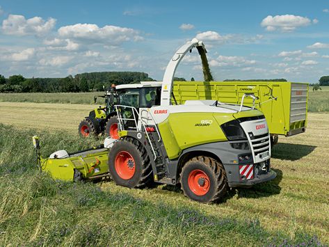 Wallpaper Agricultural machinery Combine harvester 2016-20 Claas Farming Land, Agriculture Machine, Agriculture Machinery, Combine Harvester, Agricultural Machinery, Agriculture Tractor, Free Picture, Farm Tractor, Farm Equipment