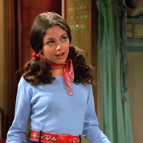 That 70s Show Outfits, 70s Show Outfits, Jackie Burkhart Outfits, Jackie That 70s Show, Jackie Burkhart, 70s Clothes, 70s Show, 70s Inspired Fashion, 70s Outfits