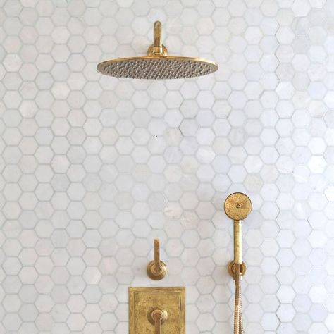 Atmosphyre on Instagram: "We have added 3 new size rain head showers to our collection. You can get them with or without a sprayer and have the option of a wall or ceiling mount style. . . . . . . . . . #showers #rainshower #atmosphyre #rainheadshower #antiquebrass" Ceiling Mount Shower Head, Overhead Rain Shower Head, Ceiling Rain Shower Head, Rainhead Shower, Rain Head, Hawaii Homes, Rain Shower Head, Shower Stall, Rain Shower