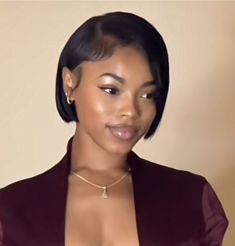 Chin Bob Black Women, Really Short Bob Black Women, Short Natural Bobs For Black Women, Extra Short Bob For Black Women, Chin Length Hair Black Women, Super Short Bob Black Women, Sleek Short Hair Black Women, Short Bob Black Women Natural, Short Straight Hairstyles For Black Women