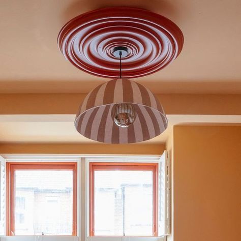 Edward Bulmer Natural Paint on Instagram: "'Trumpington' on the walls of this beautiful Brighton project by @emilydobbsinteriors at the home of goldsmith and jewellery designer @rosie_clayden.⁠
⁠
A brilliant example of how to make an impact even in more bijou spaces. Recreate the look by pairing this golden brown with our 'Malahide' on the woodwork and cabinetry. These tones work so beautifully with this wallpaper from @gpjbaker and finishing touches of deep greens and browns- a truly earthy palette.⁠
⁠
Don't forget all samples are 3 for £10 online and from our London showroom, plant-based, pigment rich paint to make a statement.⁠
⁠
📸Photography by @willslater53⁠
⁠" Statement Photography, Edward Bulmer, Natural Paint, Earthy Palette, Jewellery Designer, Nature Paintings, Golden Brown, Deep Green, Green And Brown