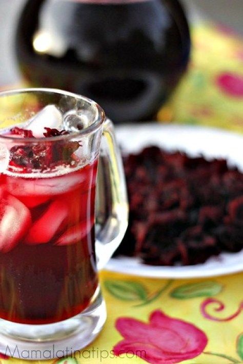 Hibiscus Flower Drink, Jamaica Water, Jamaica Drink, Hibiscus Drink, Latin Dishes, Agua Fresca Recipe, Guatemalan Recipes, Simply Stacie, Traditional Mexican Dishes