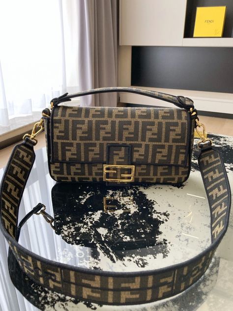 Ramadan Fashion, Fendi Baguette Bag, Fendi Bag, Classic Girl, Fendi Baguette, Baguette Bag, Monogram Bag, Girls Party, Fendi Bags