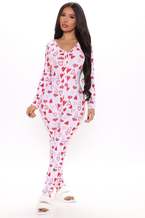 Preggo Fashion, Sleepwear Fashion, Bodysuit Fashion, Loungewear Women, Full Of Love, Pajama Set Women, Curve Dresses, Petite Outfits, Shop Maxi Dresses