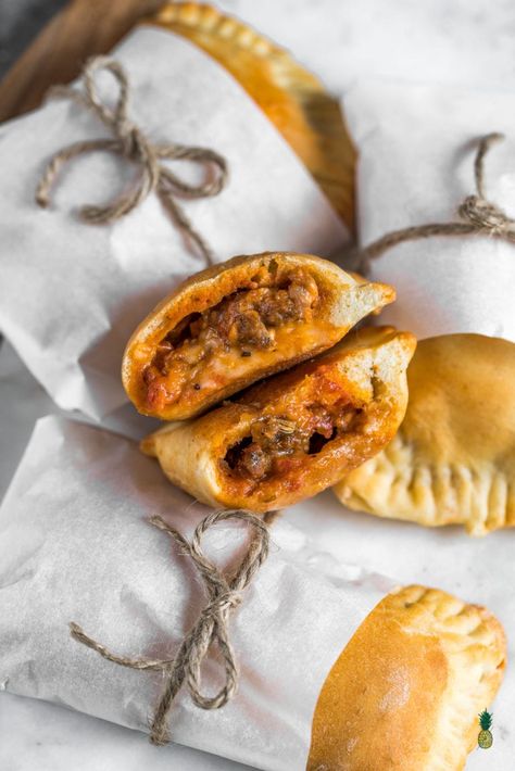 Vegan Meatball Mozzarella Hot Pockets - Sweet Simple Vegan Vegan Hot Pockets, Hot Pocket Recipes, Homemade Hot Pockets, Veggie Meatballs, Vegan Lunch Box, Vegan Meatballs, Vegan Mozzarella, Vegan Kids, Hot Pockets