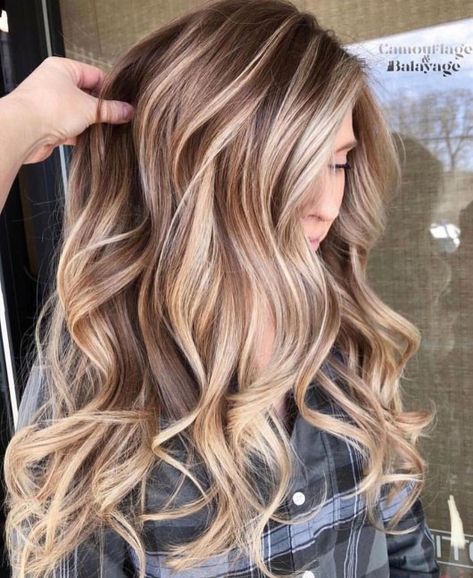 Warm Balayage, Honey Blonde Hair Color, Ombre Hair Blonde, Brown Hair With Blonde Highlights, Honey Blonde Hair, Long Hair Color, Ombré Hair, Balayage Hair Blonde, Brown Blonde Hair