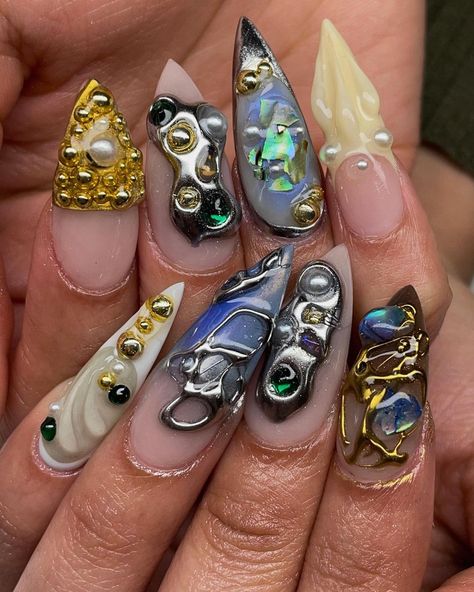 CHICAGO NAIL TECH 60633 (@nissanailedit) • Instagram photos and videos Bubble Nails, 3d Nail Art, Chrome Nails, Gold Nails, May 13, Nail Tech, Almond Nails, Long Nails, Nail Inspo