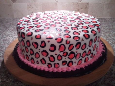 Charleigh's 1st Bday cake?! We just might! :) Pink Cheetah Cake, Cheetah Print Cupcakes, Cheetah Birthday Cakes, Cheetah Print Cakes, Cheetah Cake, Hot Pink Cheetah Print, Cheetah Birthday Party, Cheetah Cakes, Decorated Marshmallows