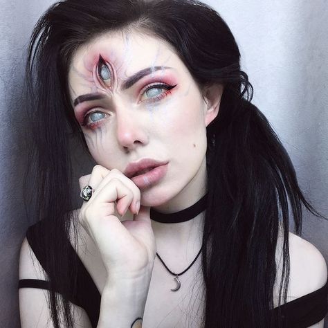 Eat You Alive no Instagram: “1 or 2? 🖤 👀 or 👁👁👁? Help me to choose ✨” Summer Goth Outfits, Long Silver Hair, Hex Girls, Face Paint Makeup, Summer Goth, Stage Makeup, Halloween Make Up, Eye Makeup Art, Oc Ideas