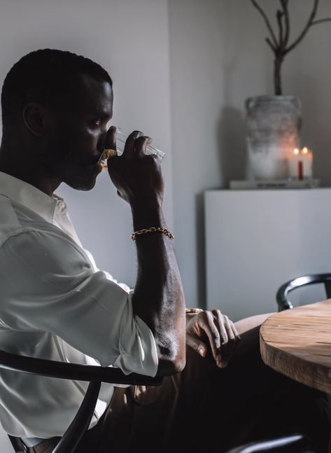 Black Businessman Aesthetic, Carpenter Aesthetic Man, Male Entrepreneur Aesthetic, Rich Businessman Aesthetic, Ophelia Book, Black Man Aesthetic, Whiskey Aesthetic, Mens Luxury Lifestyle, Gentleman Aesthetic