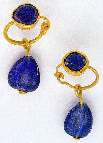 earrings, pair, gold and paste (glass), Byzantine by Atelier Sol, Thracian Jewelry, Byzantine Earrings, Byzantine Gold, Byzantine Jewelry, Ancient Jewels, Roman Jewelry, Ancient Jewellery, Historical Jewellery, Byzantine Empire