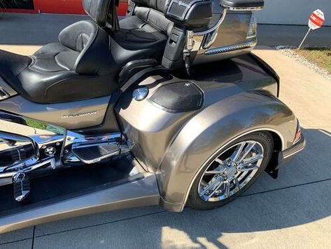 You've Never Seen A Goldwing Trike Like This. Goldwing Trike, Trike Kits, Custom Grill, Standard Motorcycle, Power Bike, Trike Motorcycle, Yamaha Motorcycle, Chrome Wheels, Trailer Hitch