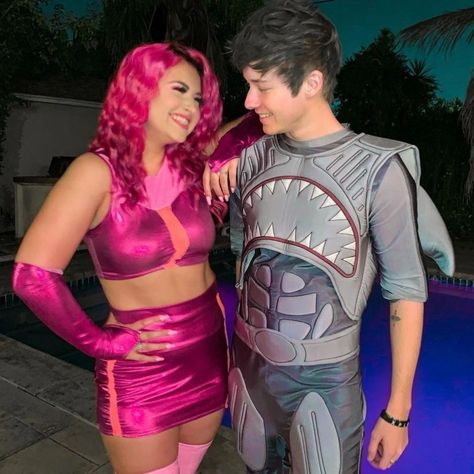 Lava Girl Costume Adult, Lava Girl Costume College, Shark Boy And Lava Girl Costumes College, Duo Costume Ideas Boy And Girl, Boy Halloween Costumes College, Lava Girl Costume Diy, Guy And Girl Halloween Costumes, Shark Boy And Lava Girl Costumes, Duo Halloween Costumes Boy And Girl